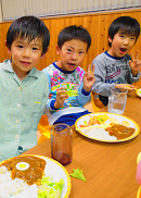 みんなで作ったカレーは最高だね